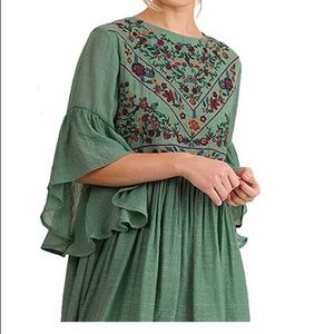 Umgee boho bliss tunic in small. Sage